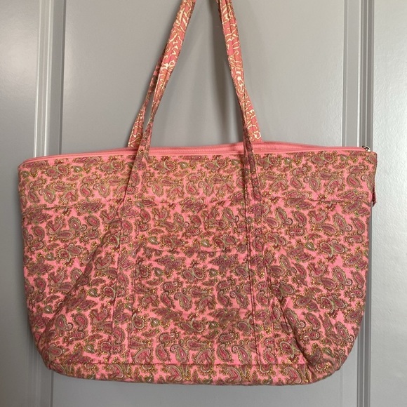 Vera Bradley Handbags - Women's Vera BradleyTote Bag Large Pink